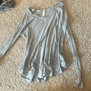 altar’d state long sleeve grey top